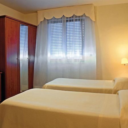 Hotel Jolly Modugno Esterno foto